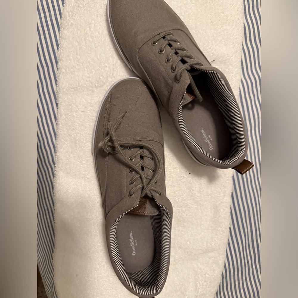 Goodfellow & Co Men's Gray Canvas Sneakers